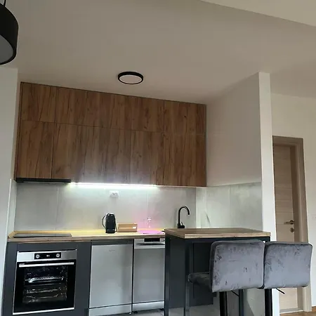 Stellar Apartment Skopje Buitenkant foto